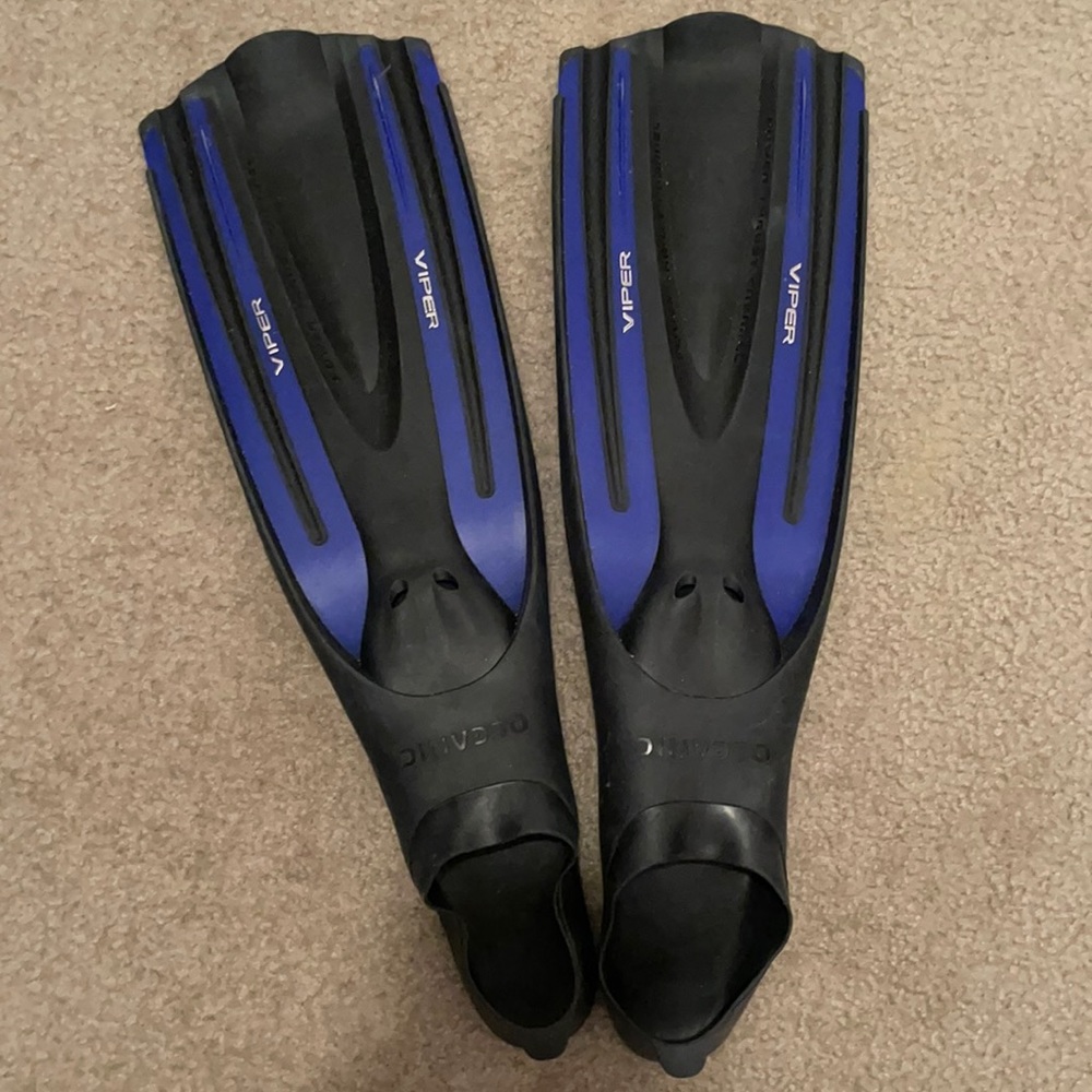 Oceanic full foot fins